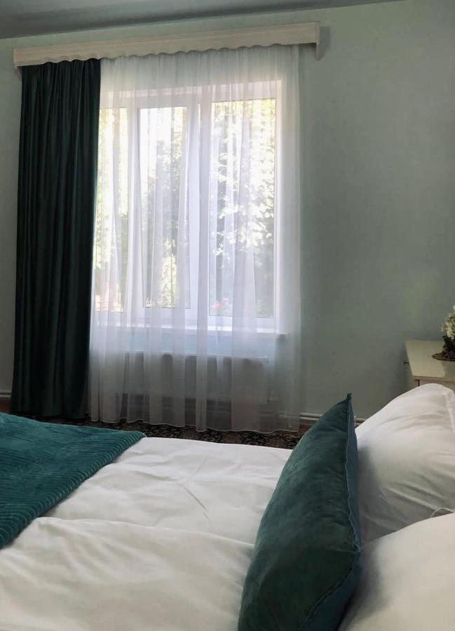Hestia Hotel Gyumri Exterior photo
