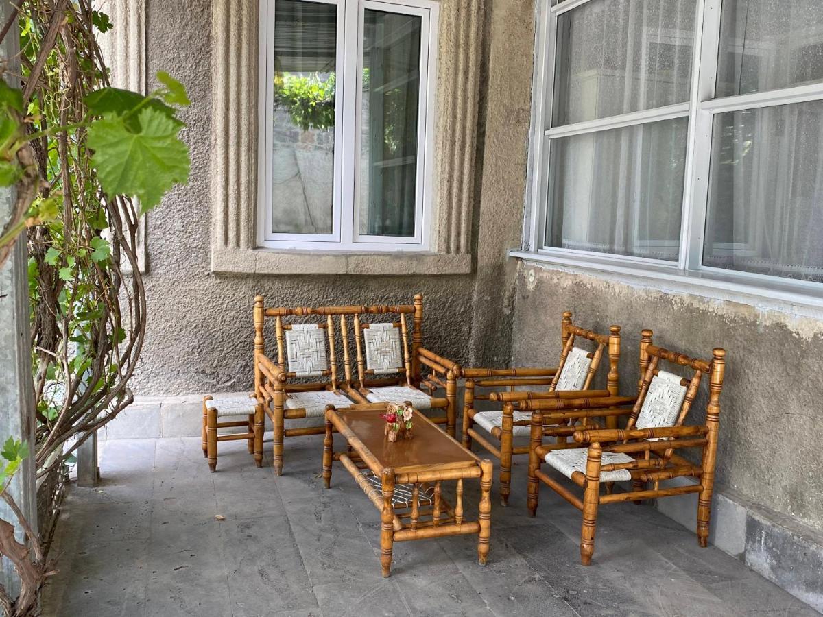 Hestia Hotel Gyumri Exterior photo
